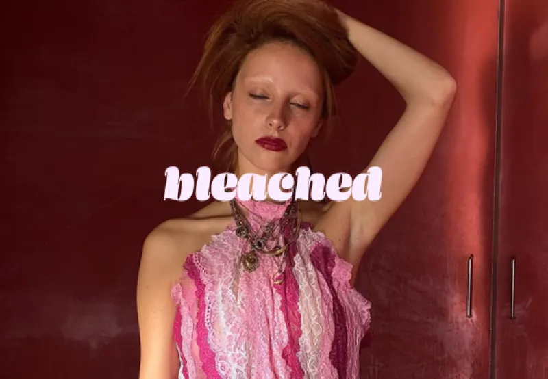 La technique pour avoir des bleached eyebrows sans les décolorer